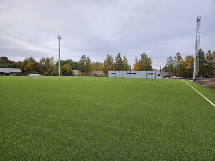 Šildomas futbolo stadionas